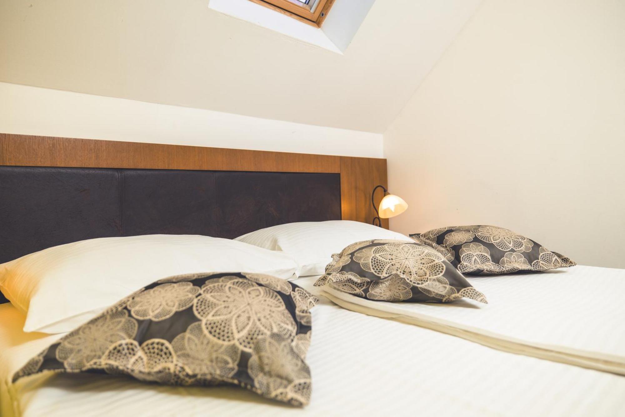 Etno Selo Stanisici Hotel Leonida Dijelovi Экстерьер фото