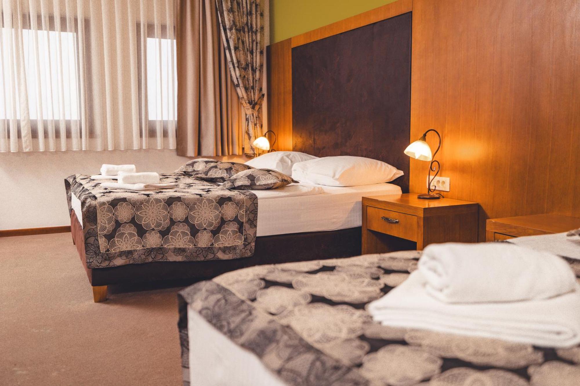 Etno Selo Stanisici Hotel Leonida Dijelovi Экстерьер фото