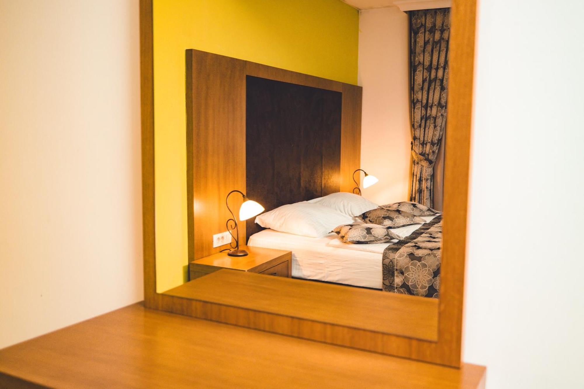 Etno Selo Stanisici Hotel Leonida Dijelovi Экстерьер фото