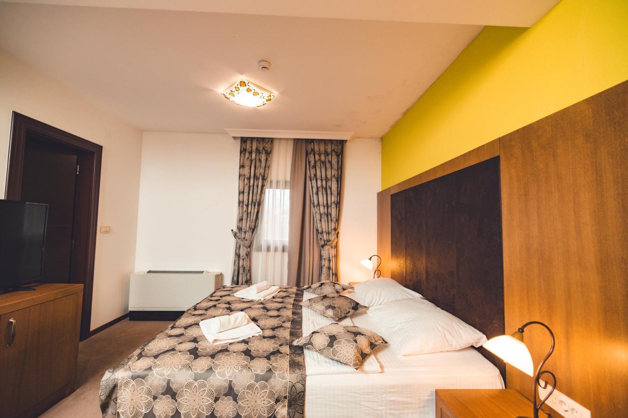 Etno Selo Stanisici Hotel Leonida Dijelovi Экстерьер фото
