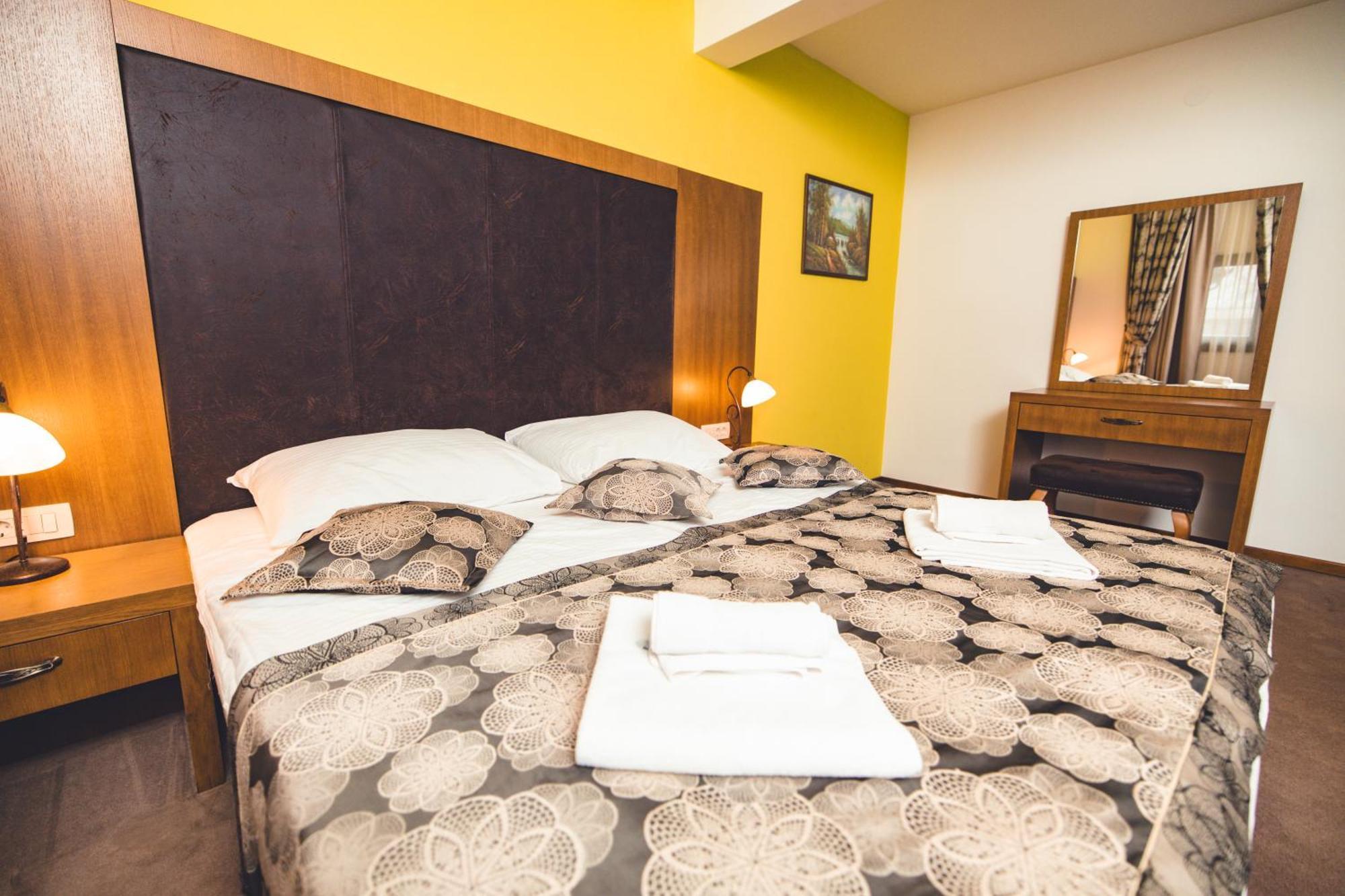 Etno Selo Stanisici Hotel Leonida Dijelovi Экстерьер фото