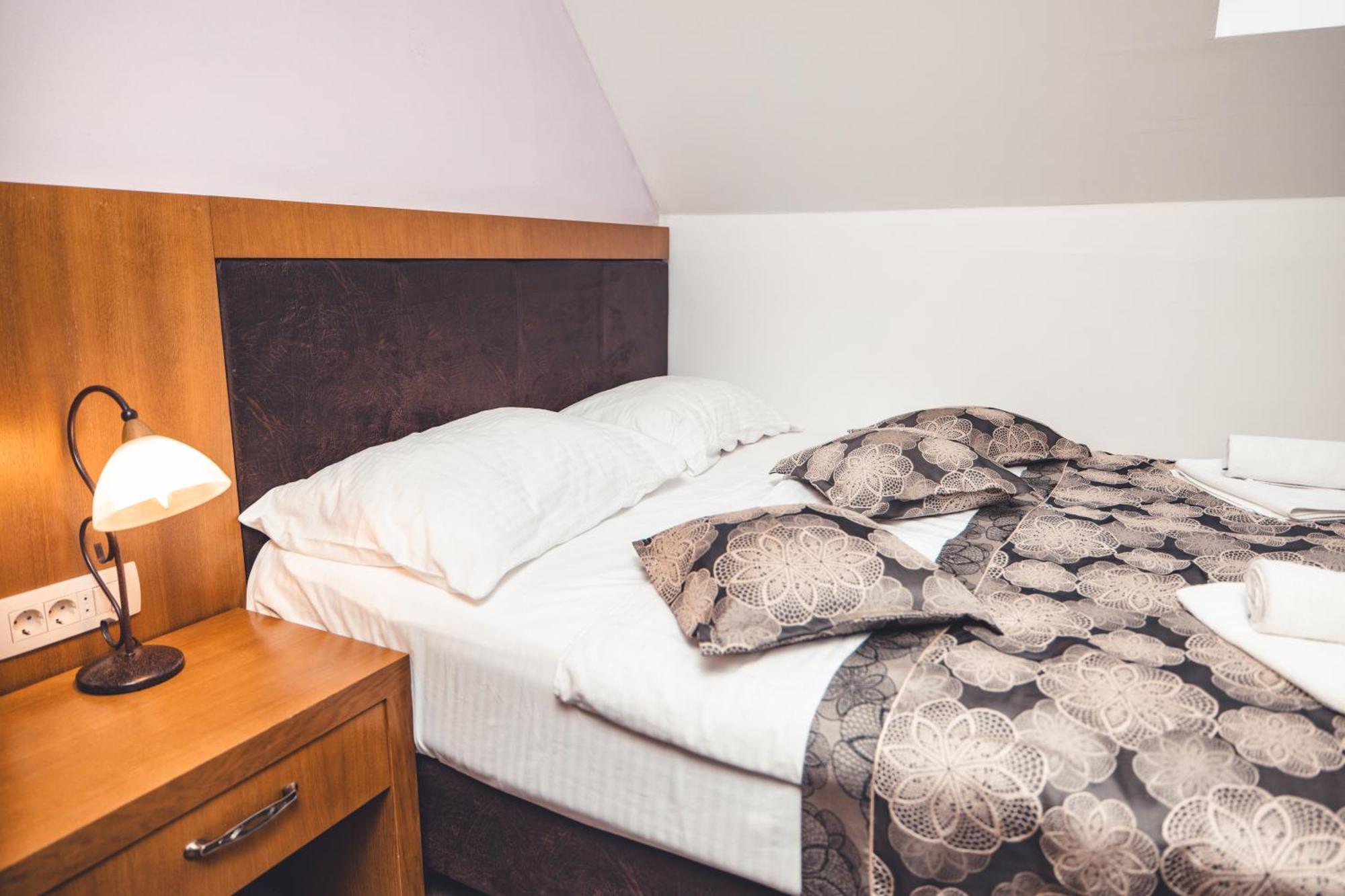 Etno Selo Stanisici Hotel Leonida Dijelovi Экстерьер фото