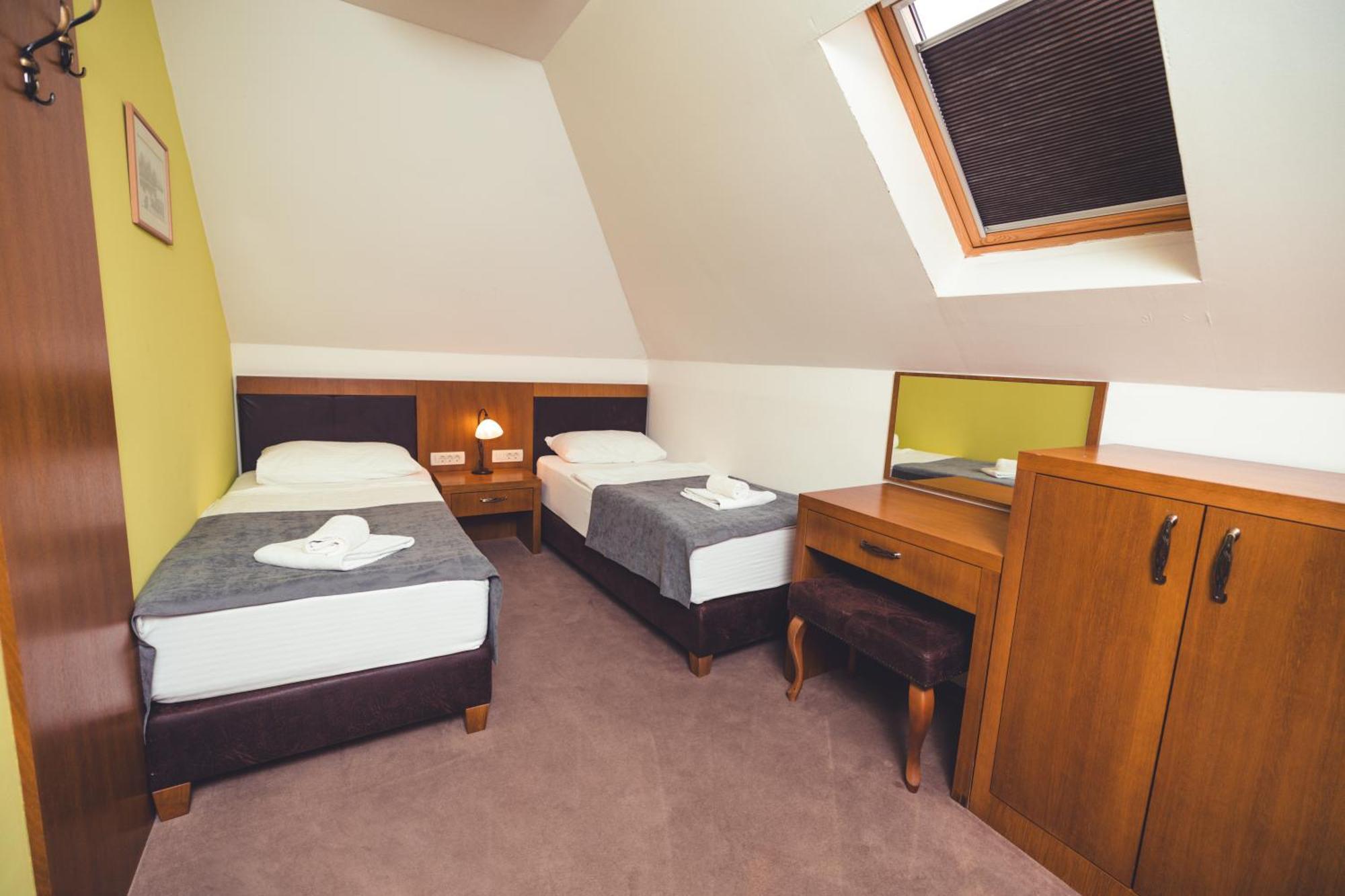 Etno Selo Stanisici Hotel Leonida Dijelovi Экстерьер фото