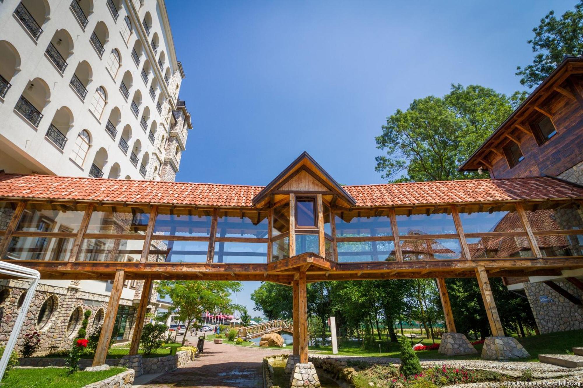 Etno Selo Stanisici Hotel Leonida Dijelovi Экстерьер фото